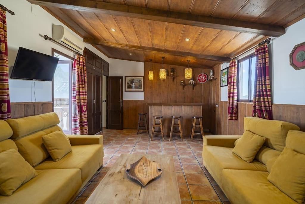 Casa Con Patio Y Terraza En Barrio Historico De La Villa, Junto Al Adarve プリエゴ・デ・コルドバ エクステリア 写真